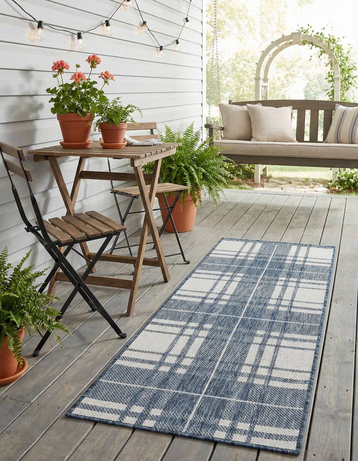 Detail image of  2' x 5' 3  Washable Checkered Indoor / Outdoor Runner Rug
