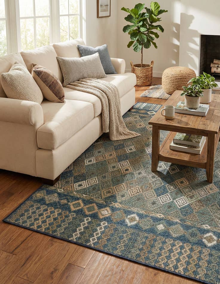 Detail image of 5' 3 x 7' 7  Washable Baja Indoor / Outdoor Rug