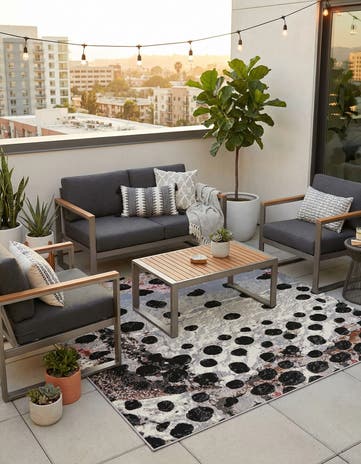 7' 10 x 7' 10 Easy-Clean Modern Indoor / Outdoor Square Rug