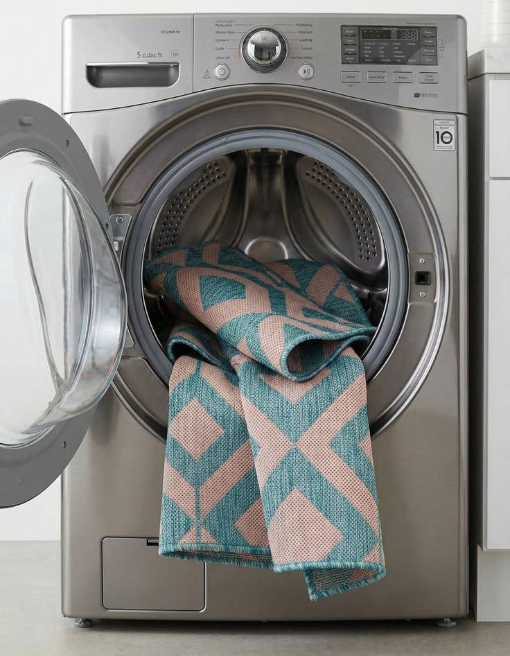 Detail image of 2' x 6'  Washable Jill Zarin Napa Indoor / Outdoor Runner Rug