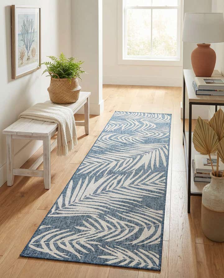 2' 7 x 10' Easy-Clean Botanical Indoor / Outdoor Runner Rug