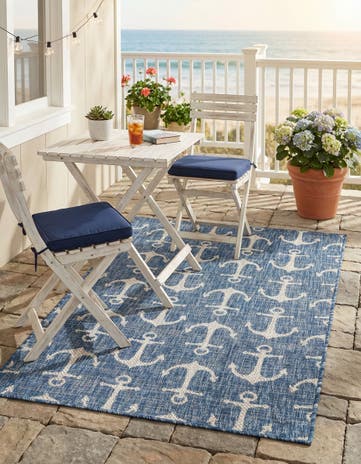 Blue Easy-Clean Coastal Indoor / Outdoor Rug