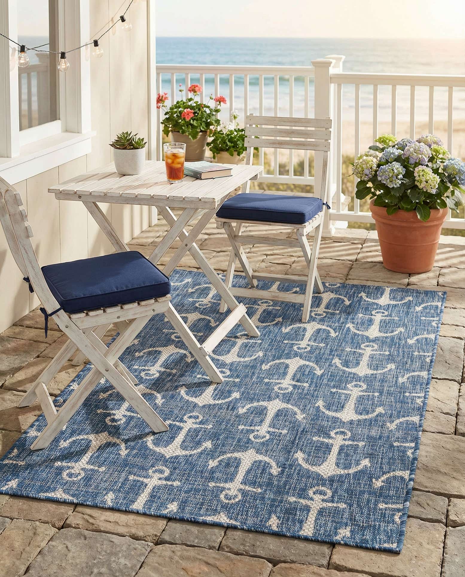 3' x 5' 3 Easy-Clean Coastal Indoor / Outdoor Rug