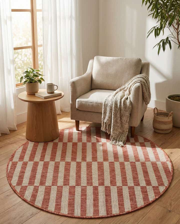 4' x 4' Easy-Clean Striped Indoor / Outdoor Round Rug