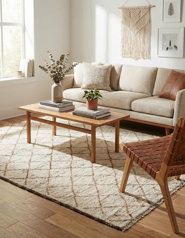 5' 2 x 6' 10 Hand Knotted Moroccan Wool Rug