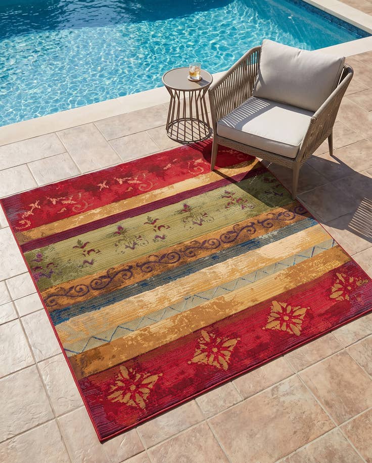 Detail image of 5' 3 x 5' 3 Easy-Clean Modern Indoor / Outdoor Square Rug