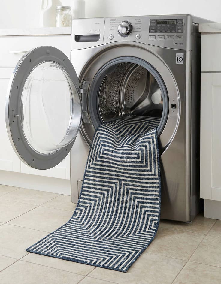 Detail image of 2' 7 x 12'  Washable Modern Indoor / Outdoor Runner Rug