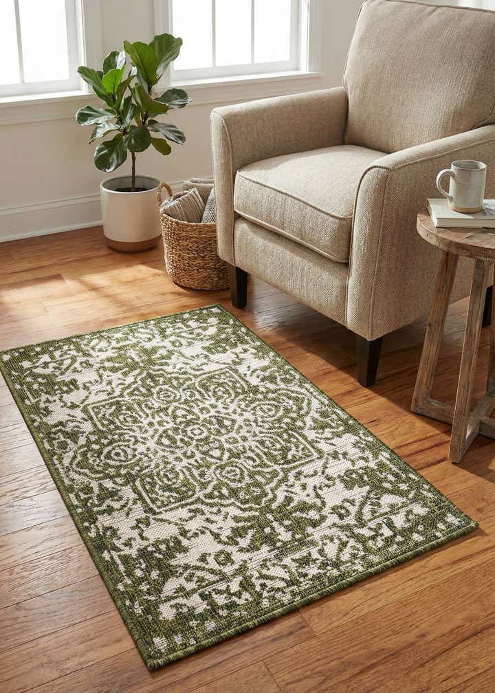 2' x 3' Easy-Clean Jill Zarin Dubai Indoor / Outdoor Rug