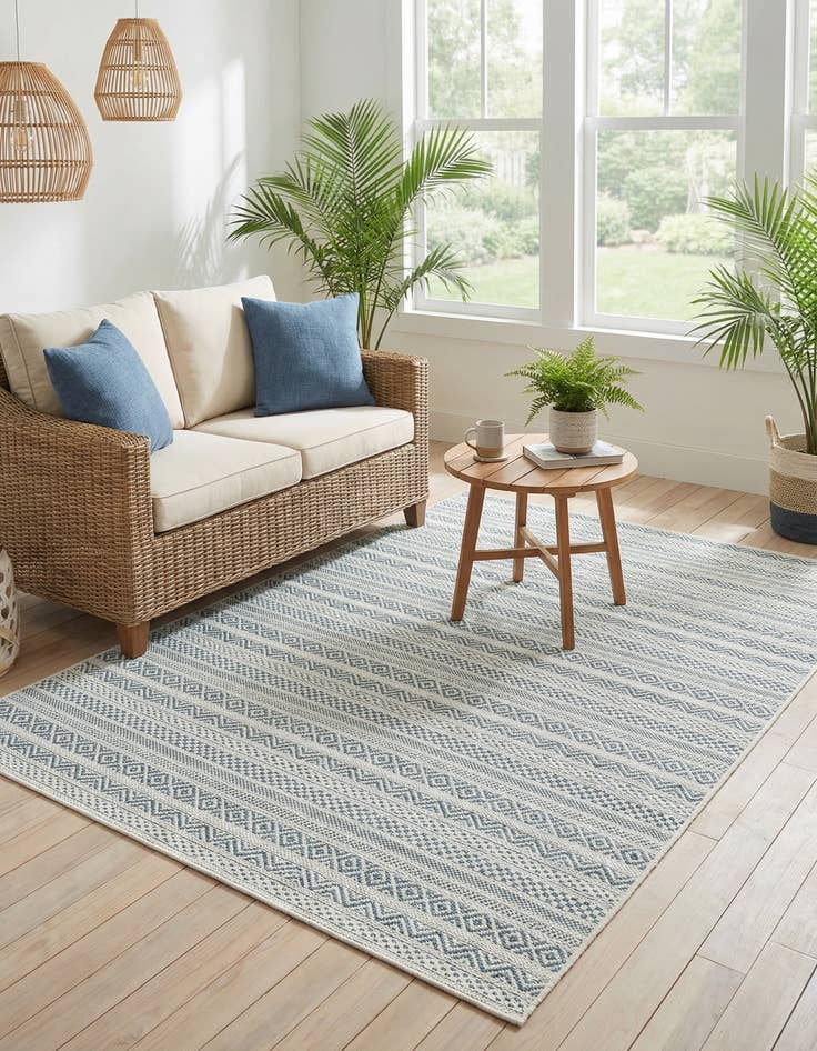 Detail image of 4' x 6'  Washable Striped Indoor / Outdoor Rug