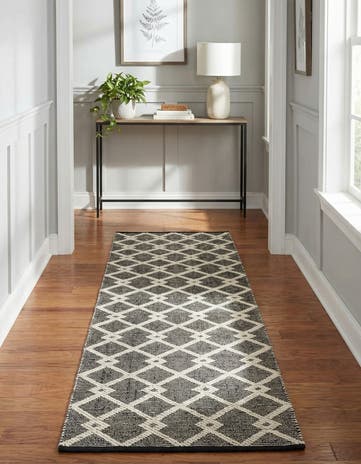 2' 7 x 10' Hand Knotted Jill Zarin Dorset Runner Rug