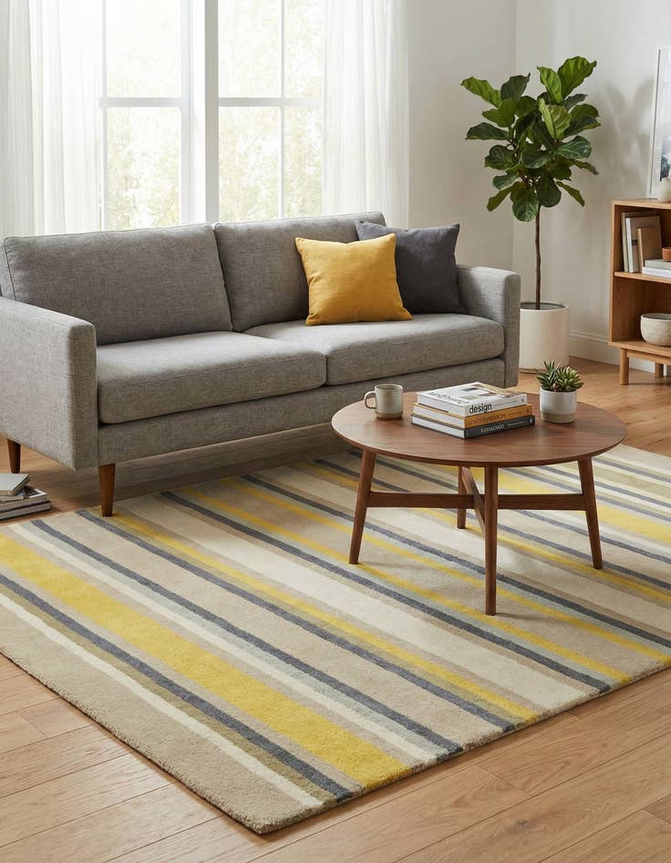 Detail image of 4' x 5' 6 Luna Wool Rug