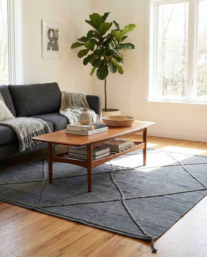 5' 9 x 7' 10 Hand Knotted Moroccan Wool Rug