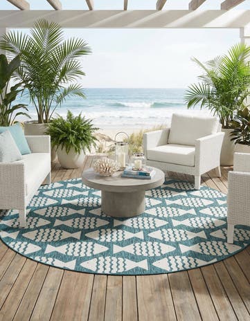 12' x 12' Easy-Clean Coastal Indoor / Outdoor Round Rug