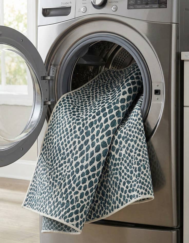 Detail image of 7' 10 x 10'  Washable Jill Zarin Cape Town Indoor / Outdoor Rug