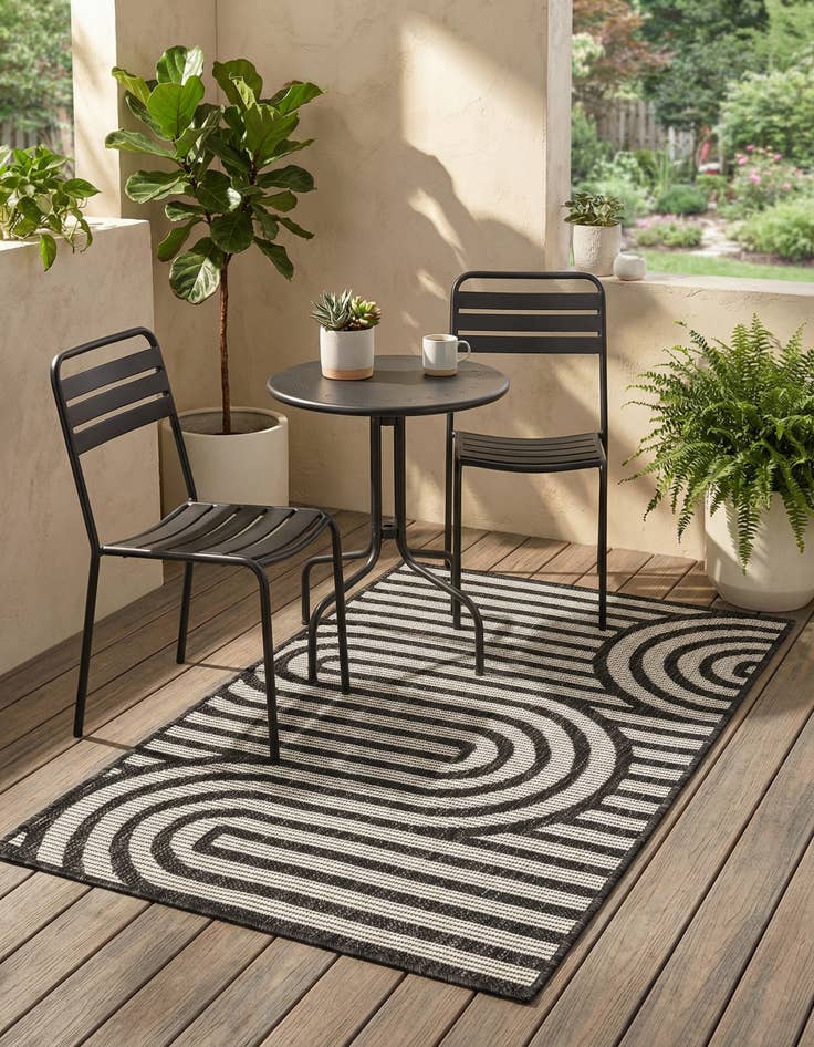 Detail image of 2' x 3'  Washable Modern Indoor / Outdoor Rug