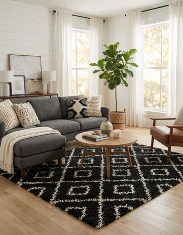 Black and White Lattice Shag Square Rug
