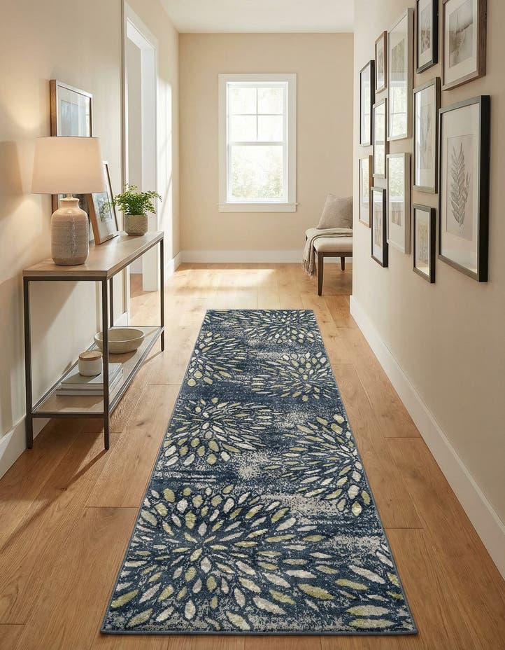 2' 7 x 10' Charleston Runner Rug
