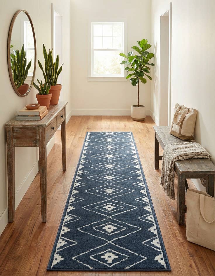 Detail image of  2' 7 x 10' Oslo Runner Rug