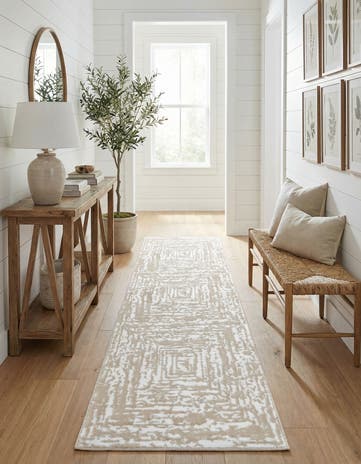 2' x 8' Hermitage Runner Rug