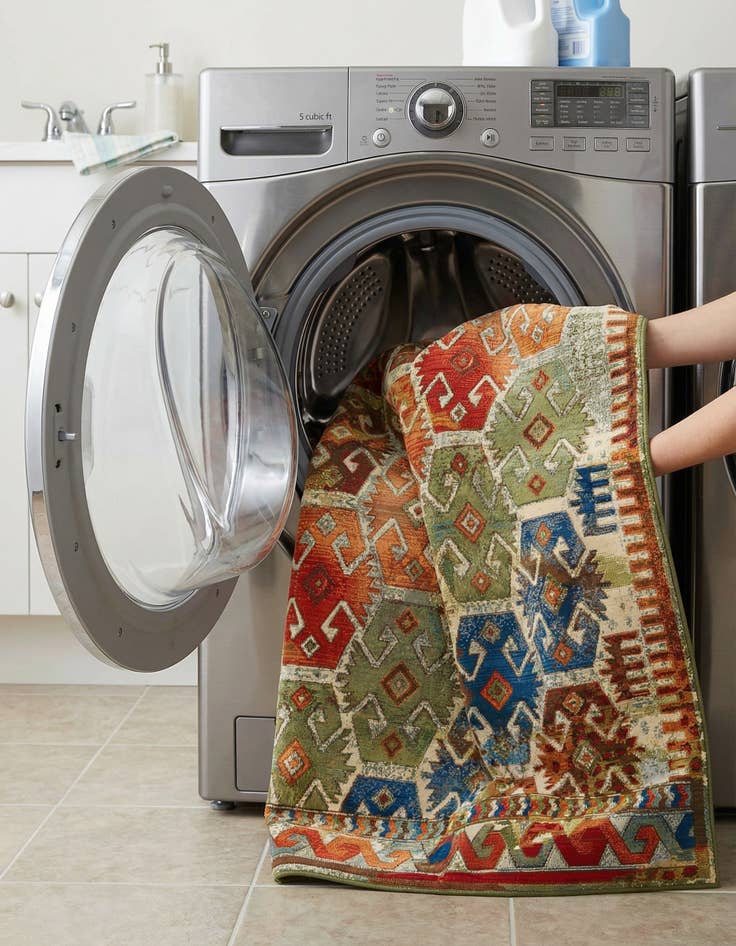 Detail image of  5' 3 x 8'  Washable Southwestern Indoor / Outdoor Rug