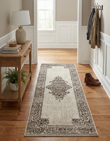 2' x 5' Hermitage Runner Rug