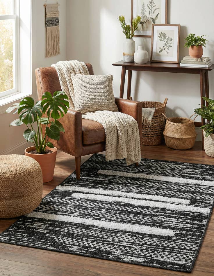 Detail image of  2' 3 x 3' Abbey Rug