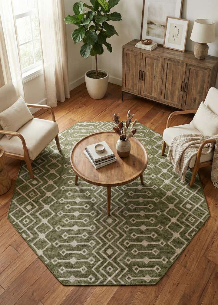 7' 10 x 7' 10 Easy-Clean Lattice Indoor / Outdoor Octagon Rug
