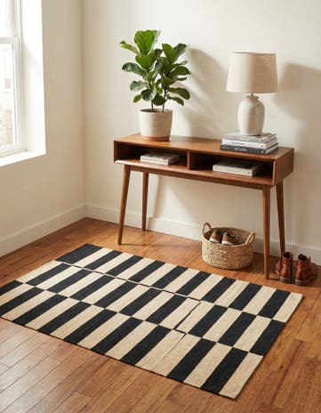 2' 7 x 4' Hand Woven Kilim Modern Wool Rug