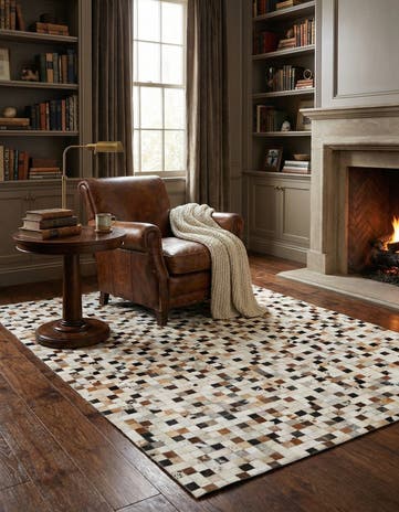 5' x 7' 10 Cowhide Stocks Rug