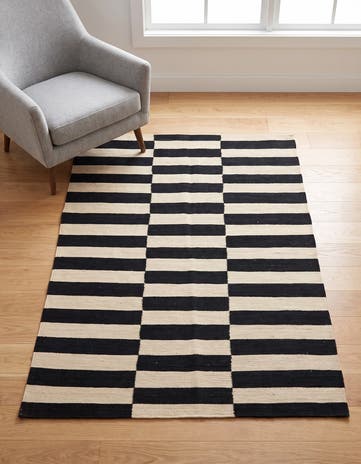 3' 4 x 4' 11 Hand Woven Kilim Modern Wool Rug