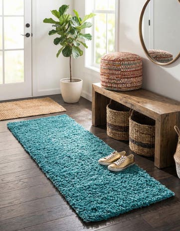 2' 7 x 10' Solid Shag Runner Rug