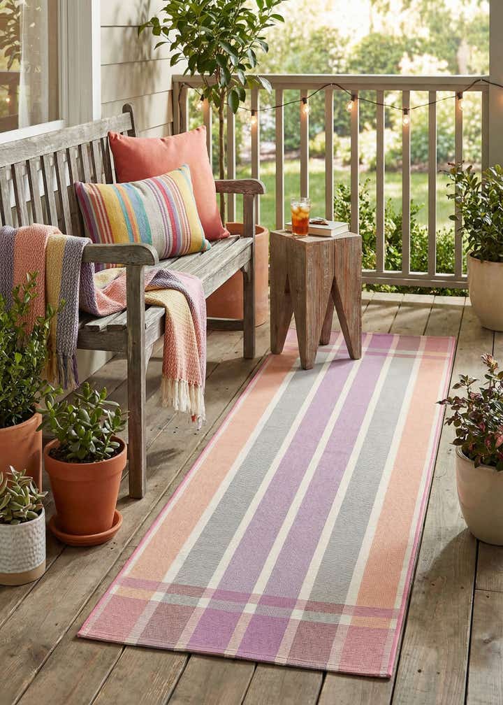2' x 6' Easy-Clean Striped Indoor / Outdoor Runner Rug