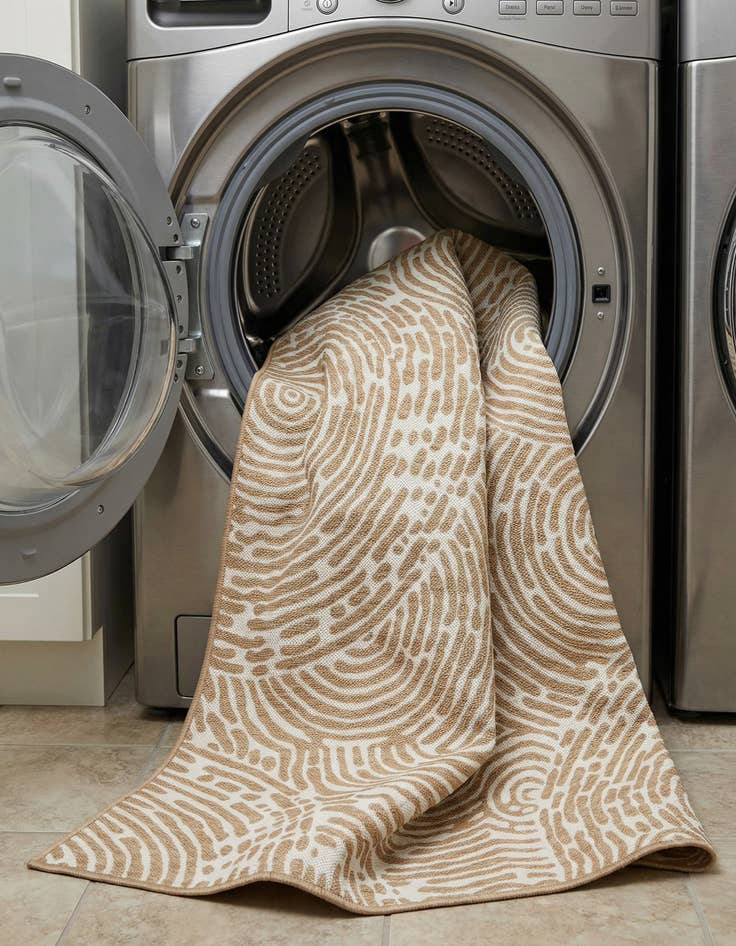 Detail image of  7' 10 x 10'  Washable Modern Indoor / Outdoor Rug