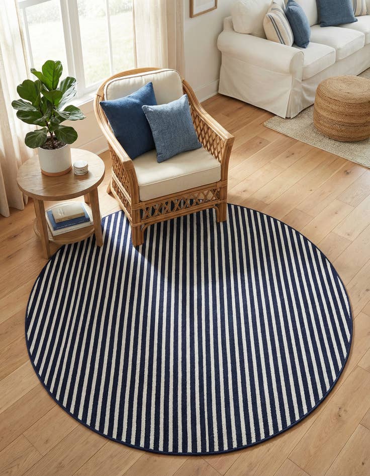 Detail image of 7' 10 x 7' 10  Washable Sabrina Soto Indoor / Outdoor Round Rug