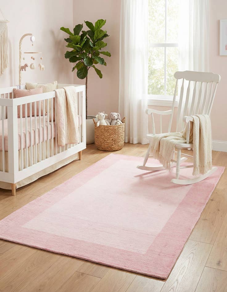 Detail image of 2' 7 x 4' 9  Hand Knotted Darya Wool Rug