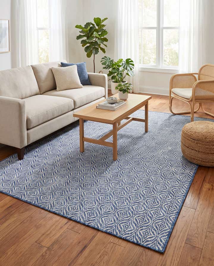 6' x 9' Easy-Clean Trellis Indoor / Outdoor Rug