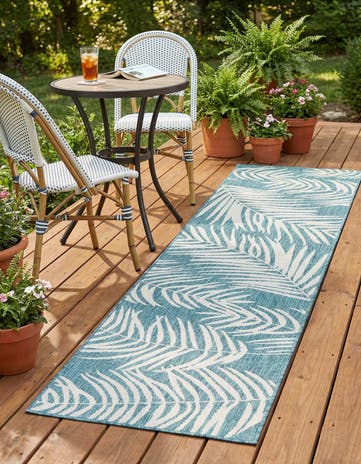 Light Aqua Easy-Clean Botanical Indoor / Outdoor Runner Rug
