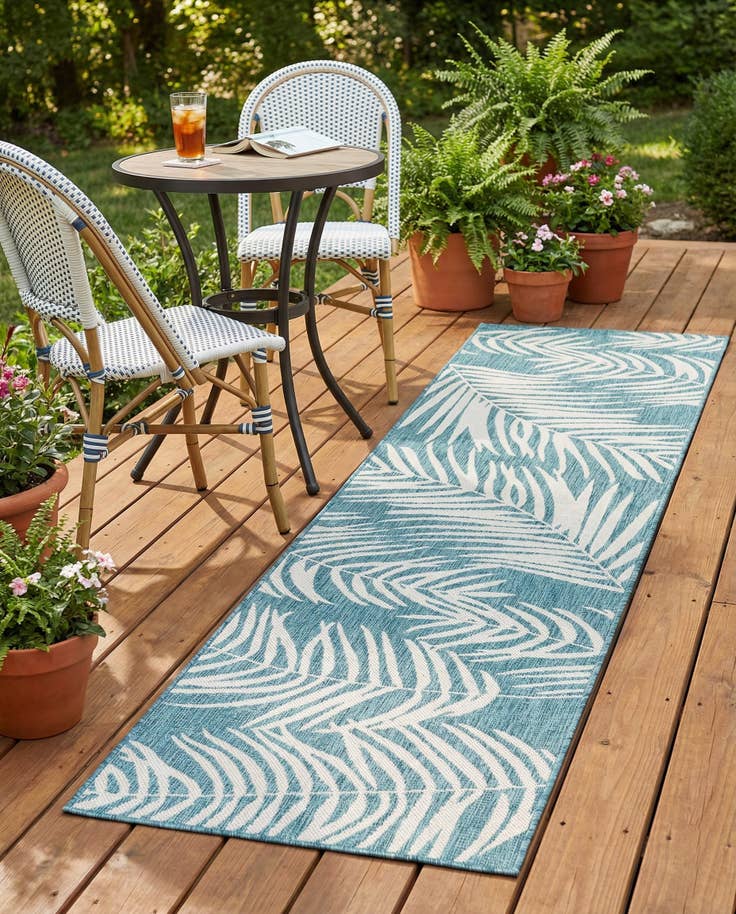 Detail image of 2' 7 x 10' Easy-Clean Botanical Indoor / Outdoor Runner Rug