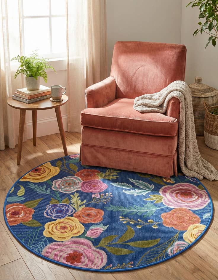 Detail image of 3' 3 x 3' 3 Blossom Round Rug