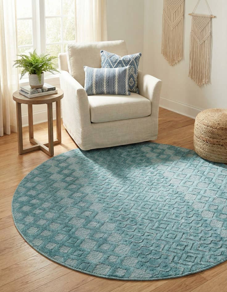 Detail image of 5' 3 x 5' 3  Washable Trellis Textured Indoor / Outdoor Round Rug