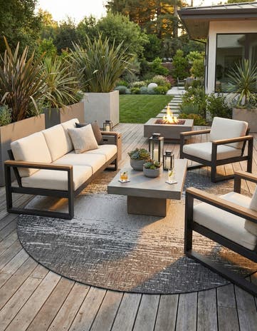 13' x 13' Easy-Clean Modern Indoor / Outdoor Round Rug