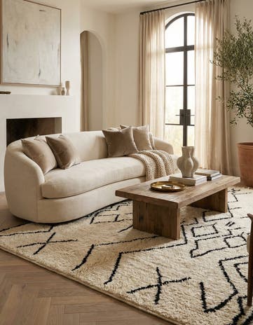 4' 10 x 7' 9 Hand Knotted Moroccan Wool Rug