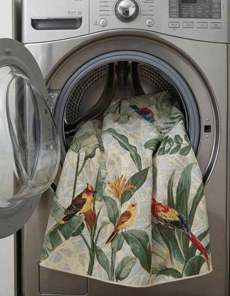 Detail image of 7' x 10'  Washable Botanical Indoor / Outdoor Rug