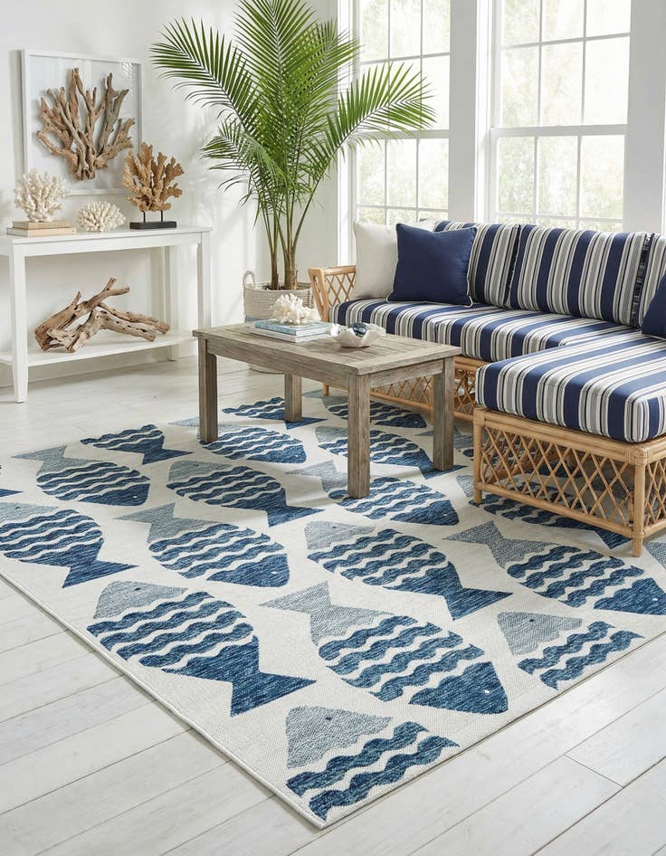Detail image of 7' 10 x 7' 10  Washable Coastal Indoor / Outdoor Square Rug