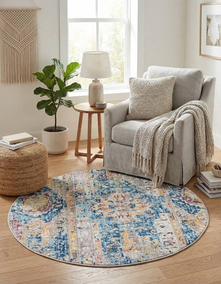 Detail image of  3' 3 x 3' 3 Vega Round Rug