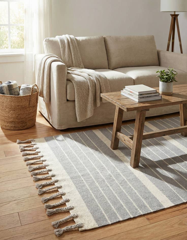 Detail image of 3' 3 x 5' 1  Hand Woven Chindi Cotton Rug