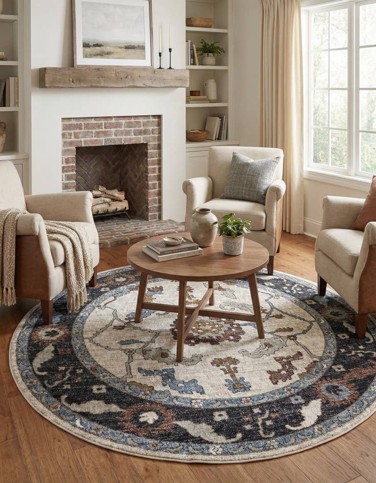 Detail image of 7' x 7' Eco Traditional Round Rug