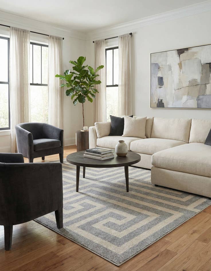 Detail image of 7' x 10' Greek Key Rug