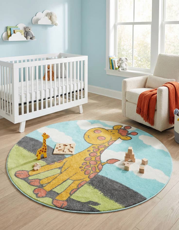 Detail image of 7' 10 x 7' 10 Giraffe Whimsy Kids Round Rug