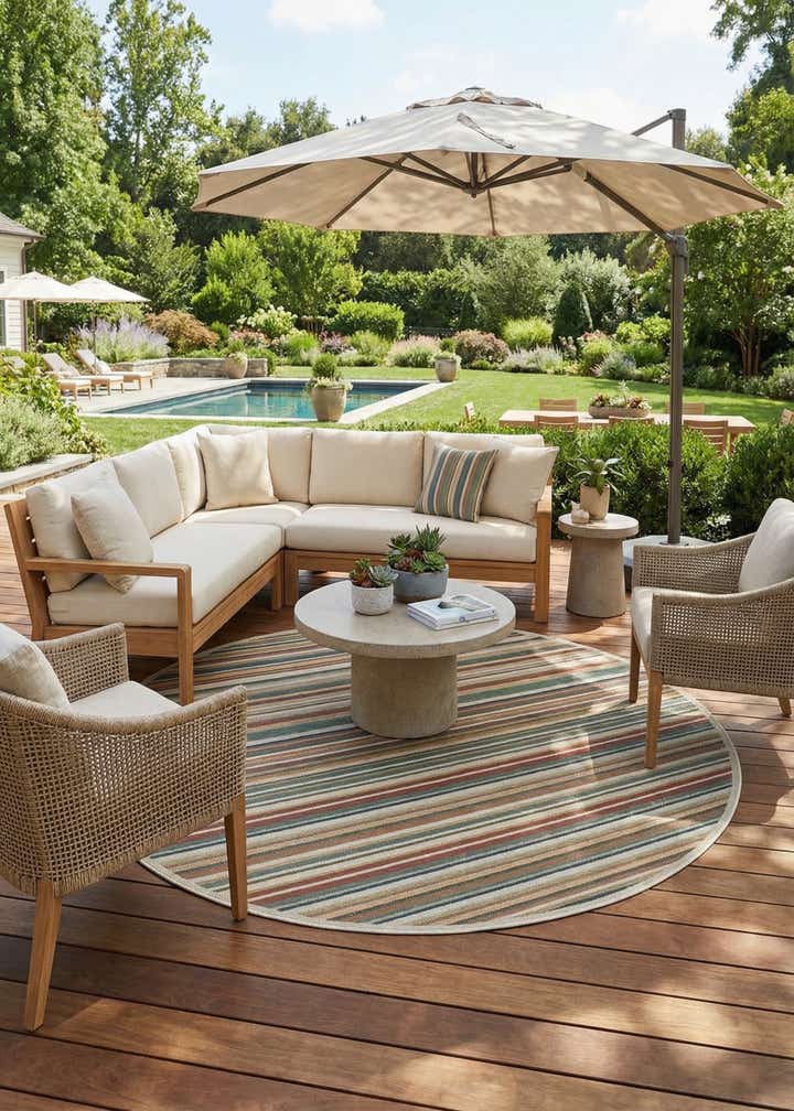 12' x 12' Easy-Clean Baja Indoor / Outdoor Round Rug